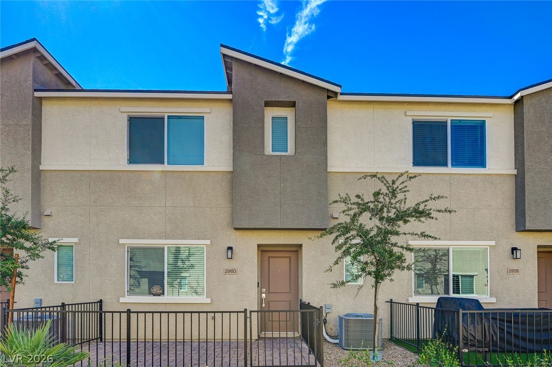 2960 Fire Cracker Red Street