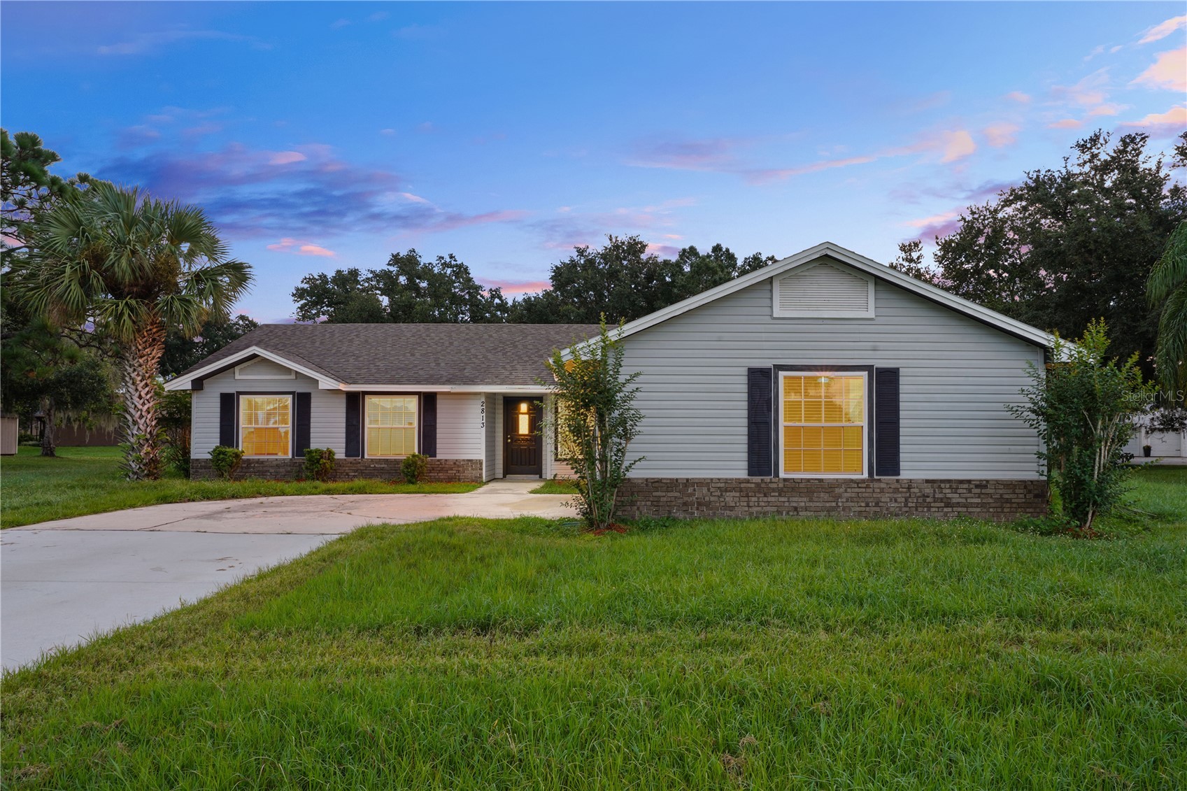 2813 LONGLEAF COURT