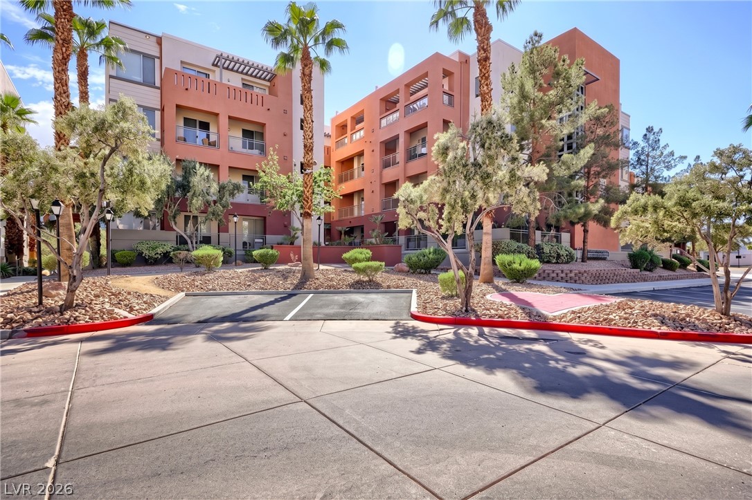 39 East Agate Avenue 304