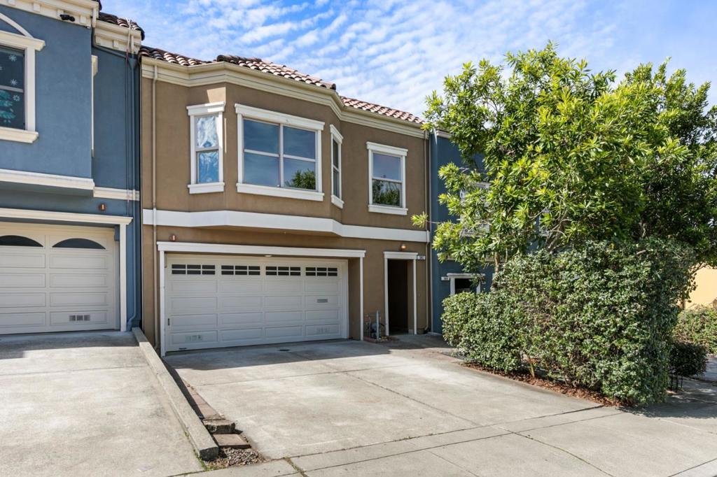 582 Abbot Avenue