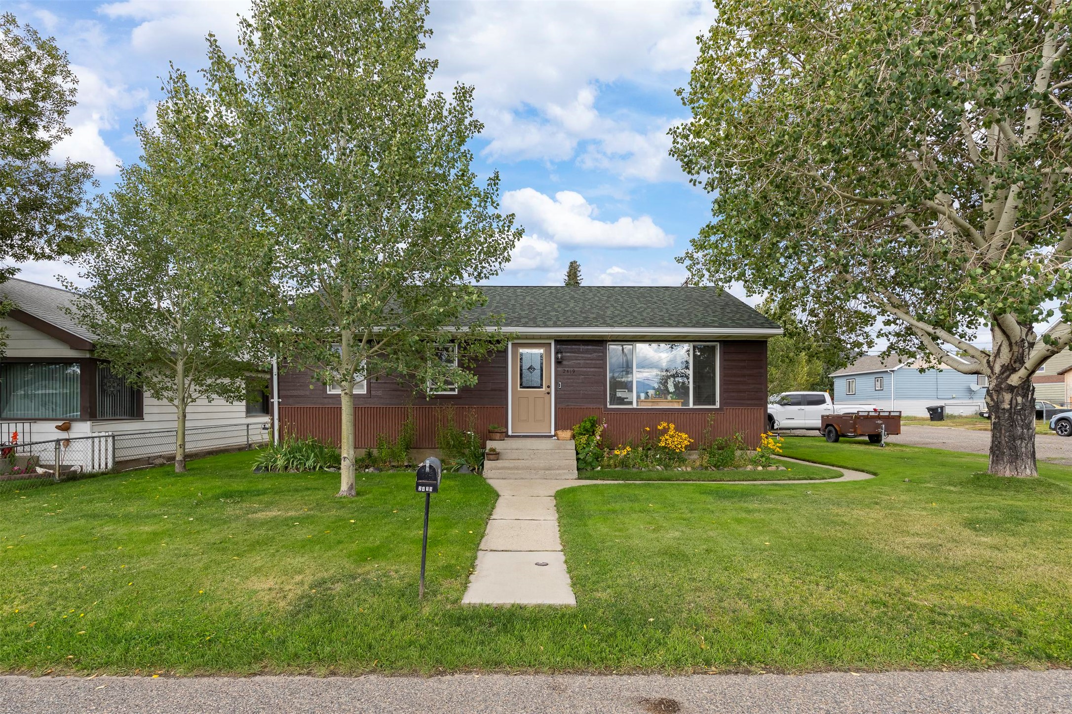 2419 Ottawa Street