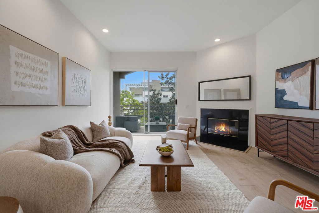 1820 S Beverly Glen Boulevard 208