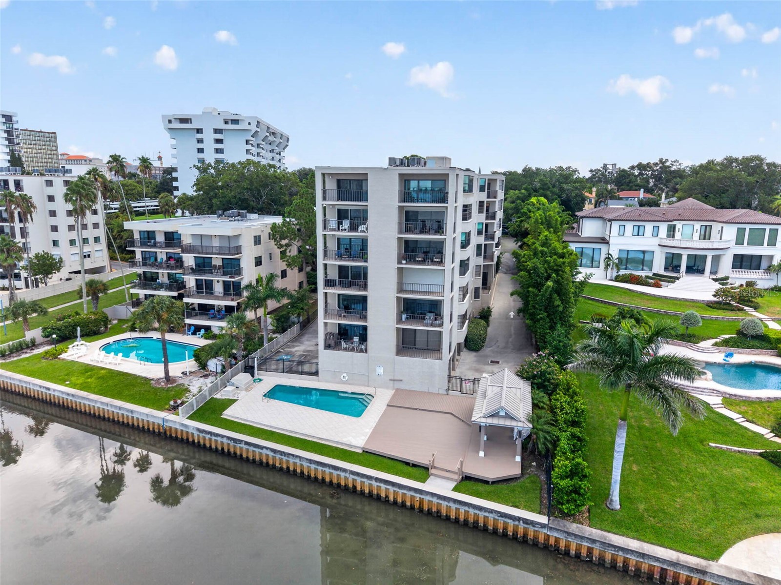 602 LIME AVENUE 101