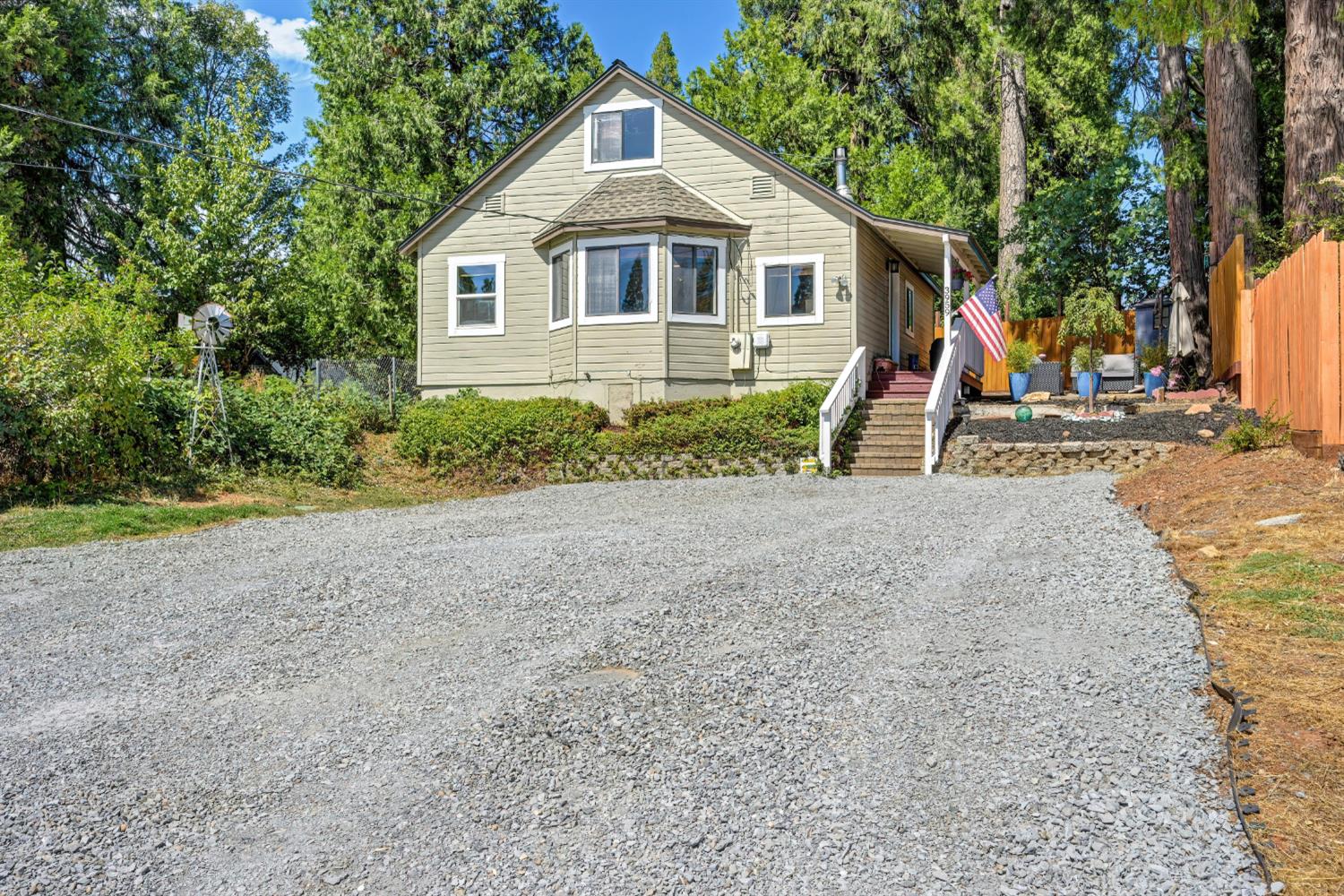 3959 Roosevelt Ave, Camino, CA 95709