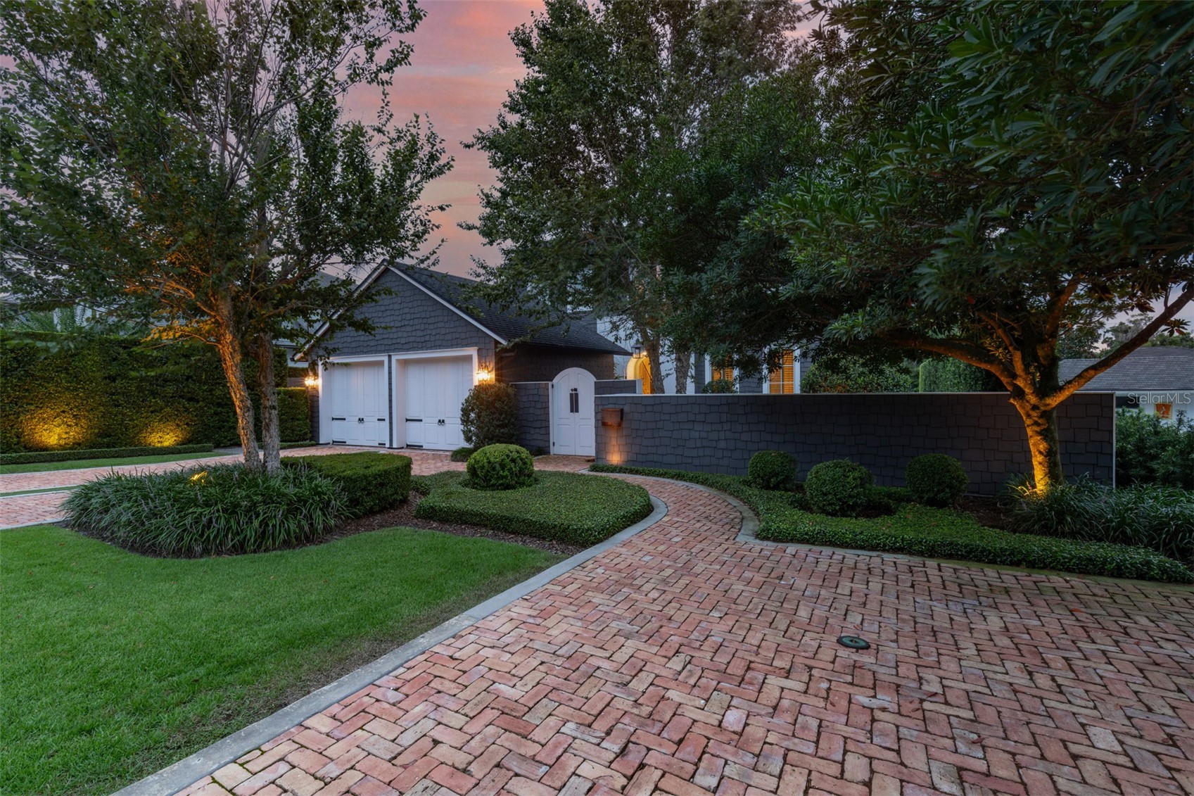 160 W ROCKWOOD WAY