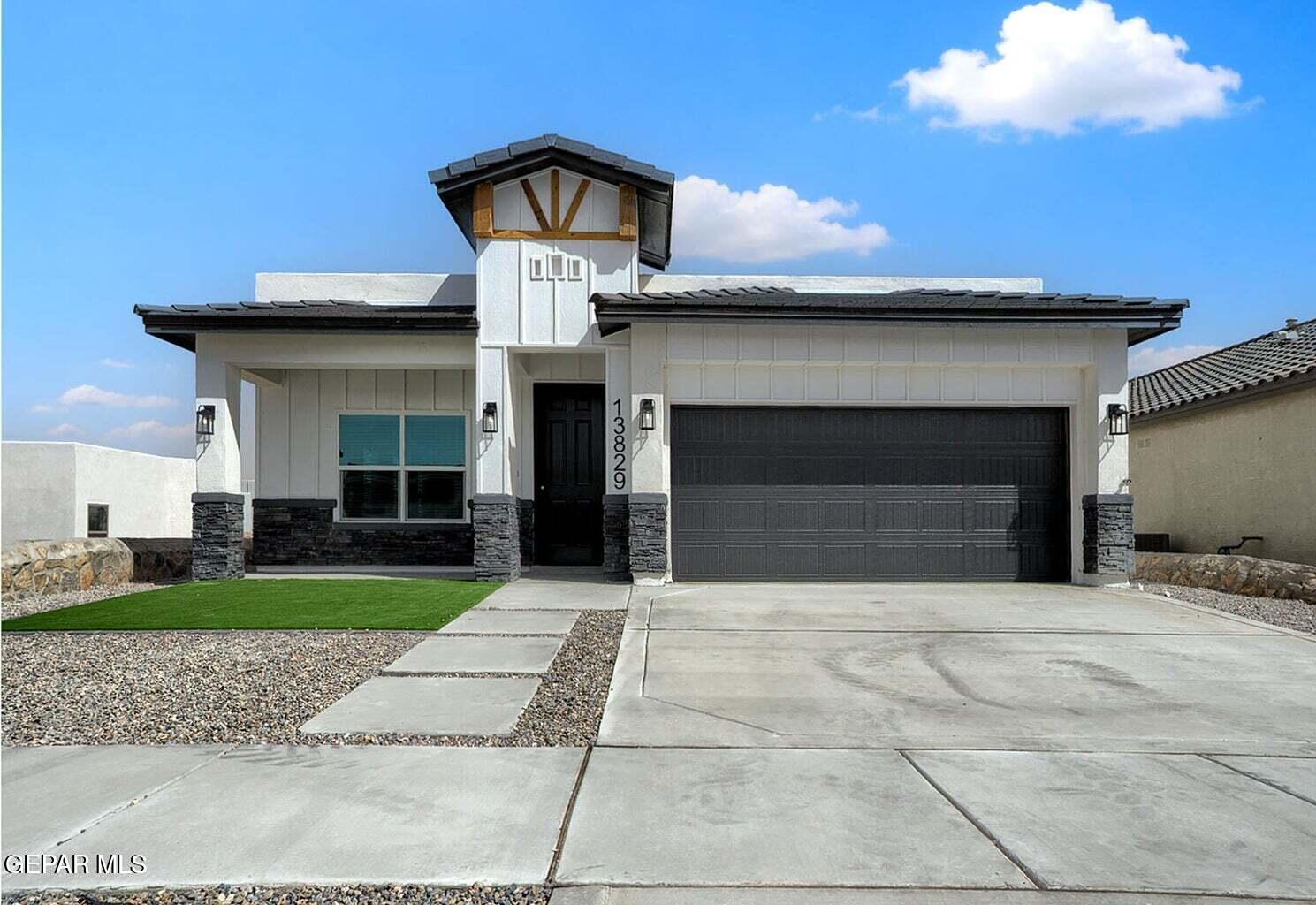 13829 Paseo De Loma Court, Horizon City, TX 79928
