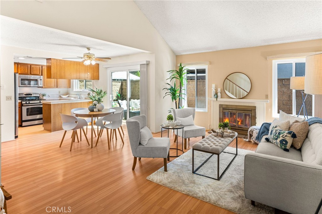 2650 W Meadowview Lane