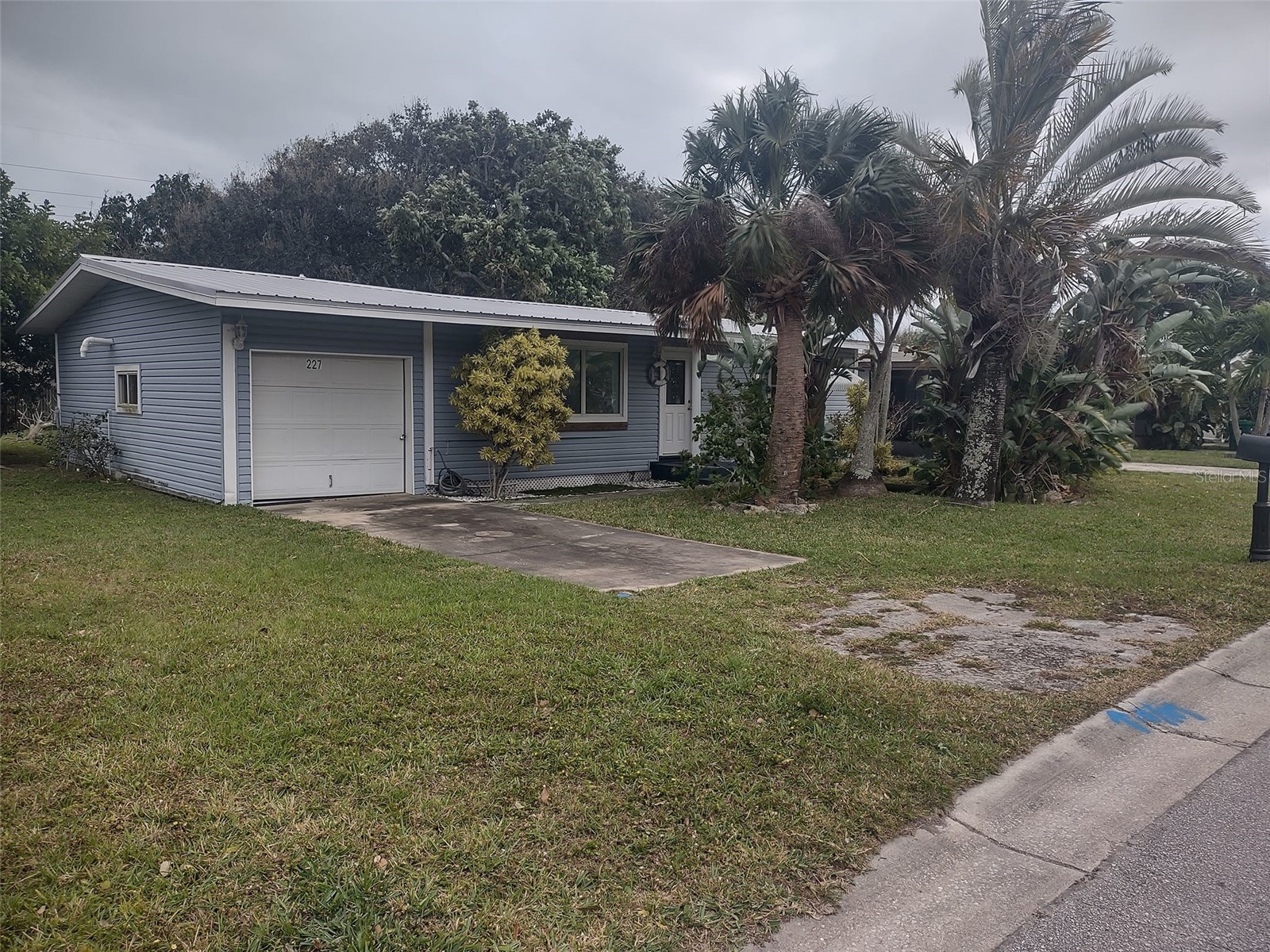 227 WOODLAND Avenue, Cocoa Beach, FL, 32931 — assumable FHA mortgage at 4.52%