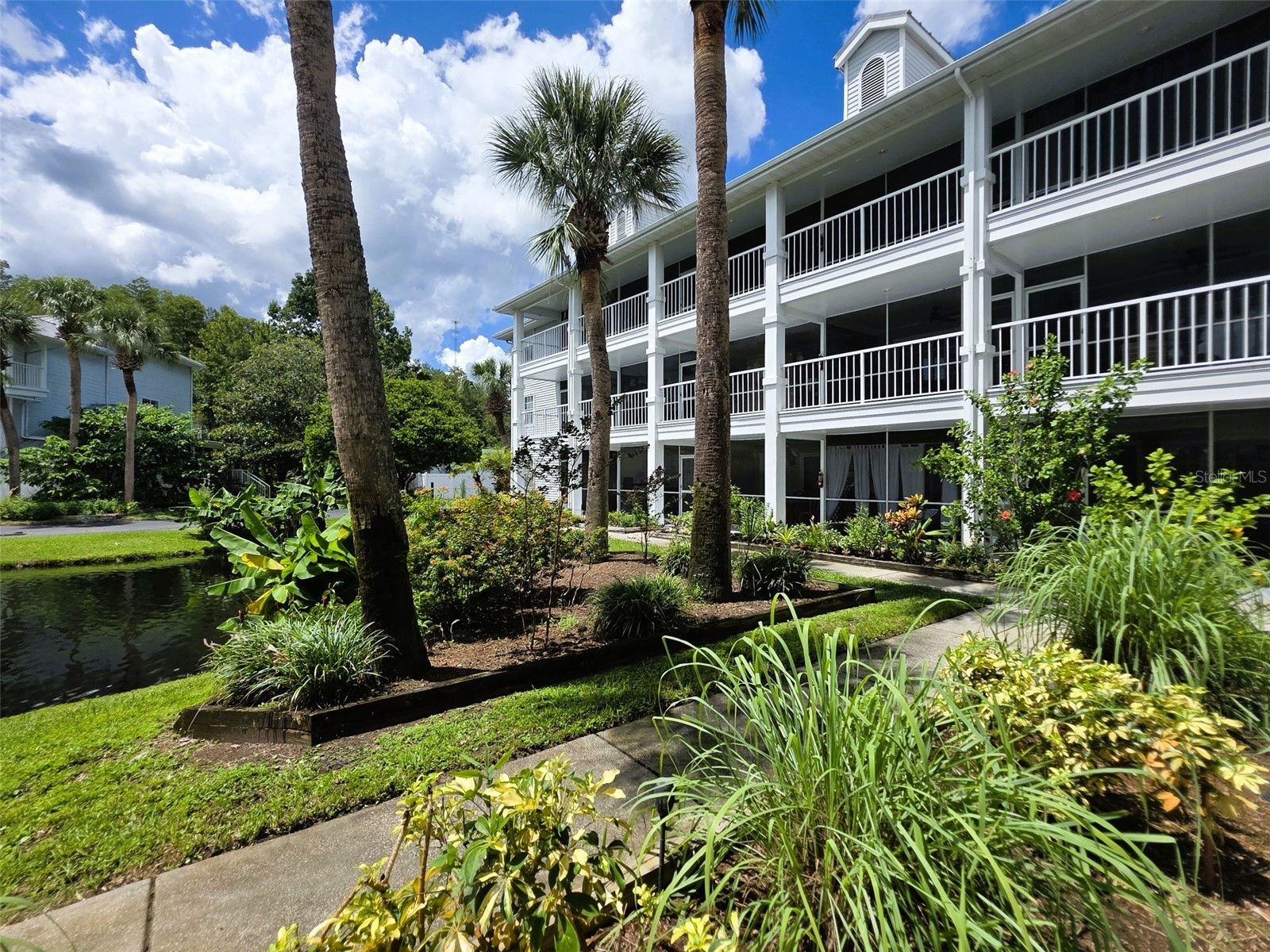 2164 VISTA DEL SOL CONDO 505