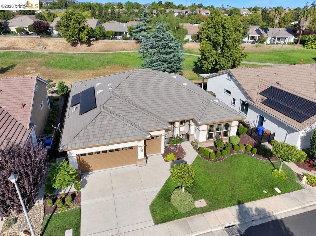 1109 Burghley Ln