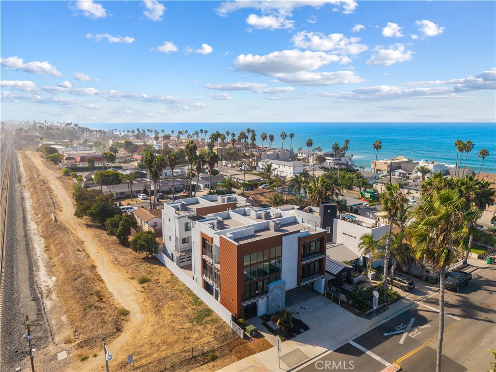 215 Oceanside Blvd 1