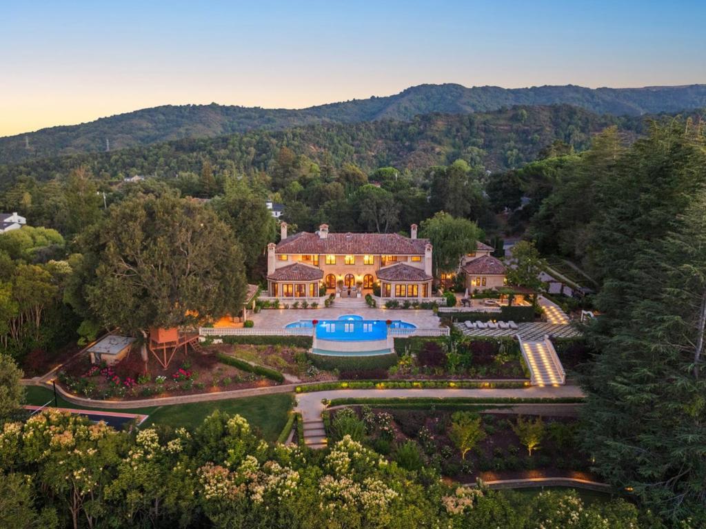10285 Magdalena Road