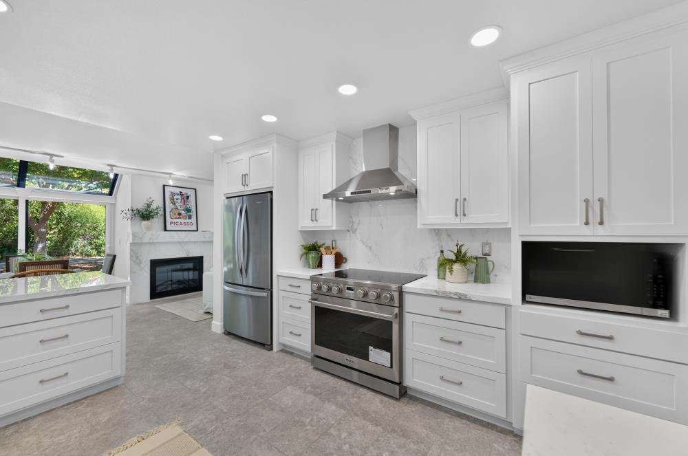 909 Alvarado Ave #32, Davis, CA 95616-5530