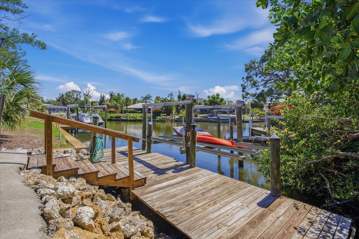 1231 BAYSHORE DRIVE