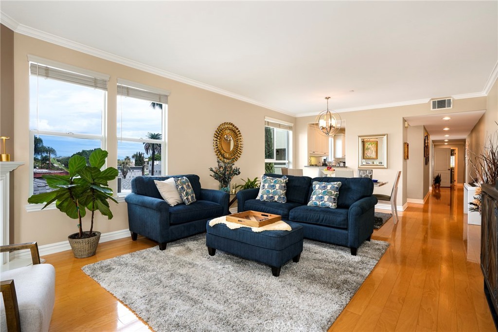1000 E Ocean Boulevard 510
