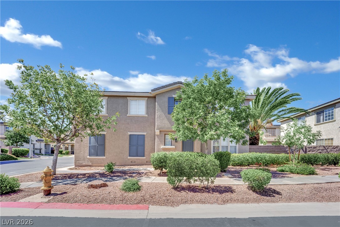 1240 Las Brisas Court