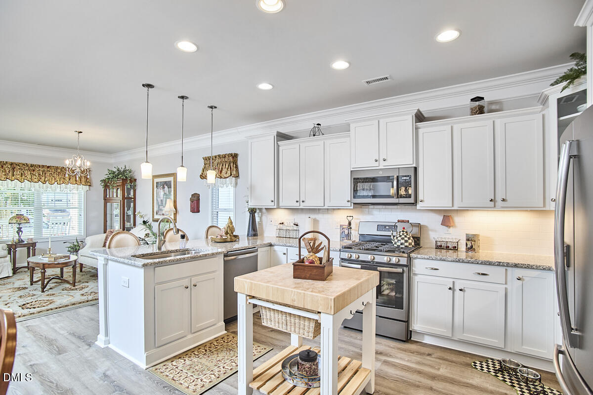 1237 Brown Velvet Lane, Apex, NC 27523