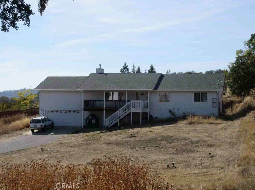3320 Crowell Lane