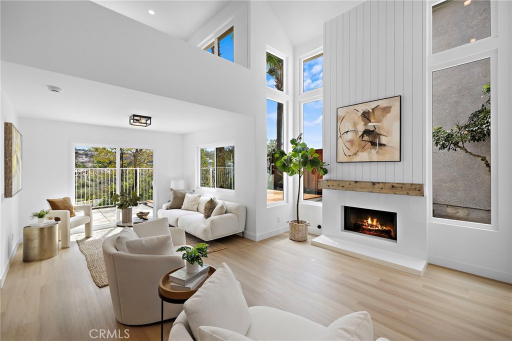 9 Carmel Court