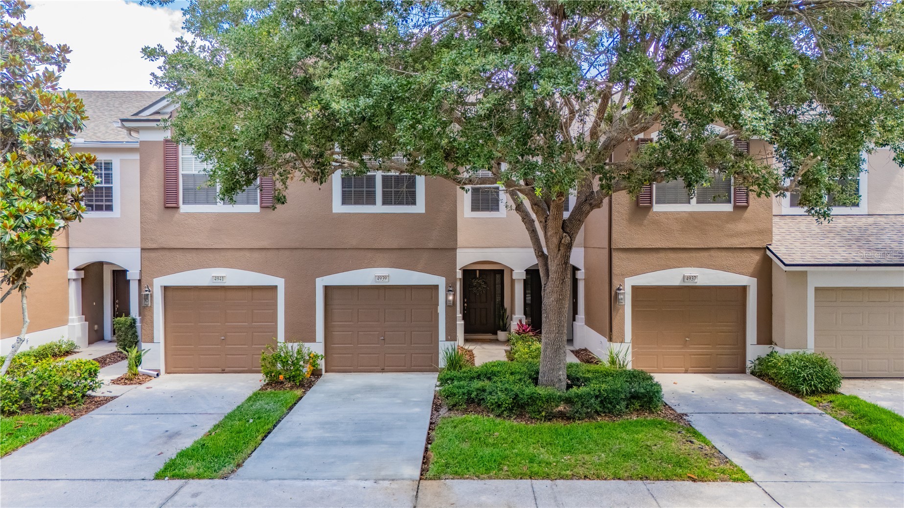 4939 POND RIDGE DRIVE