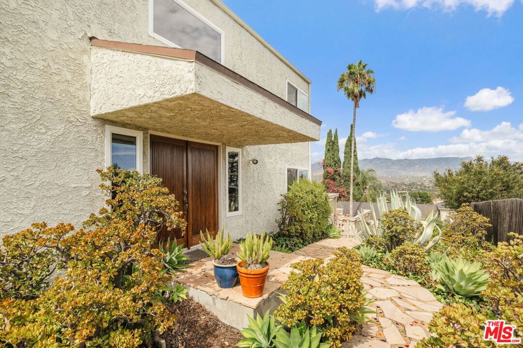 2220 Loveland Drive