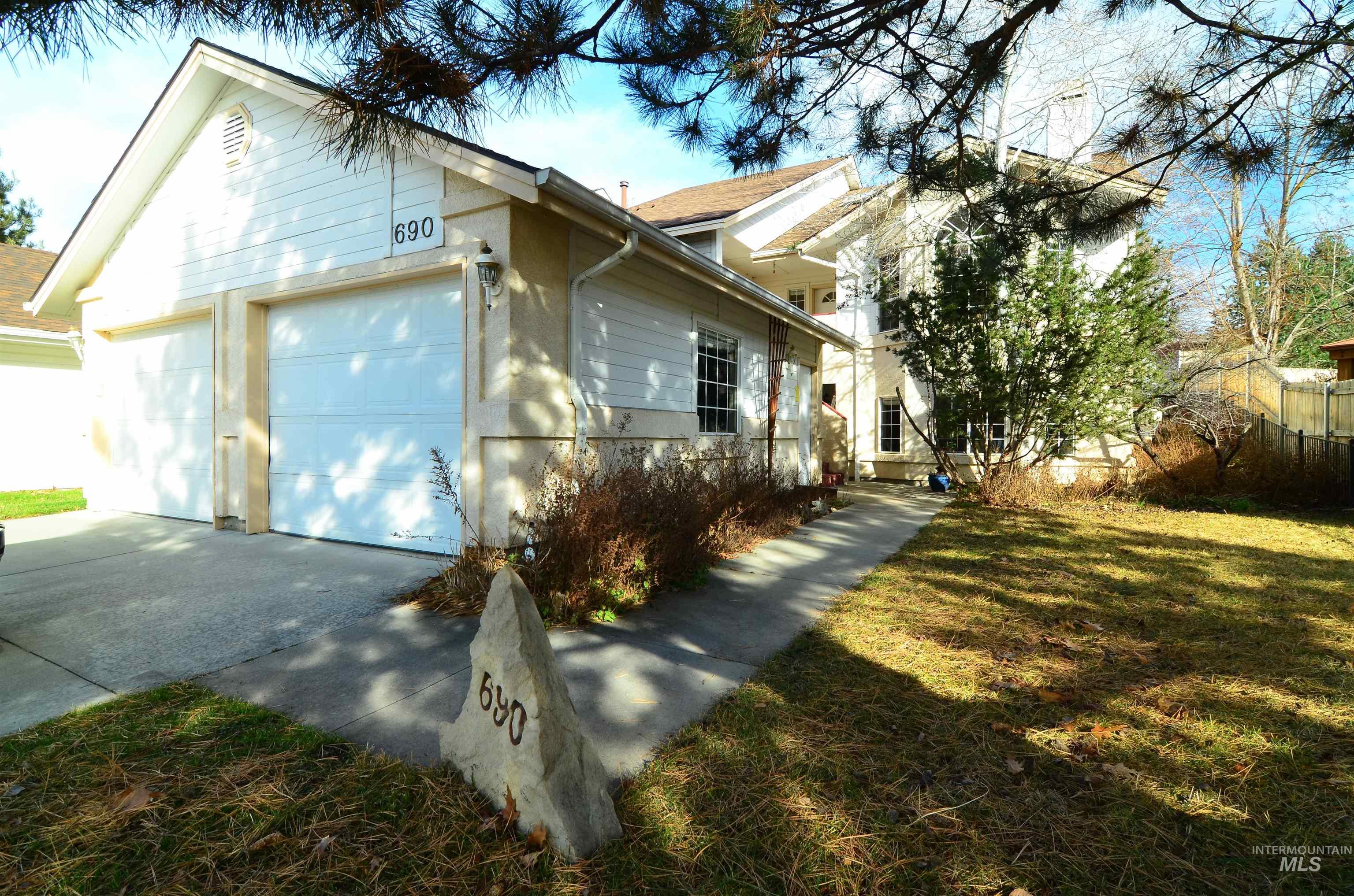 690 S Granite Way, Boise ID 83712