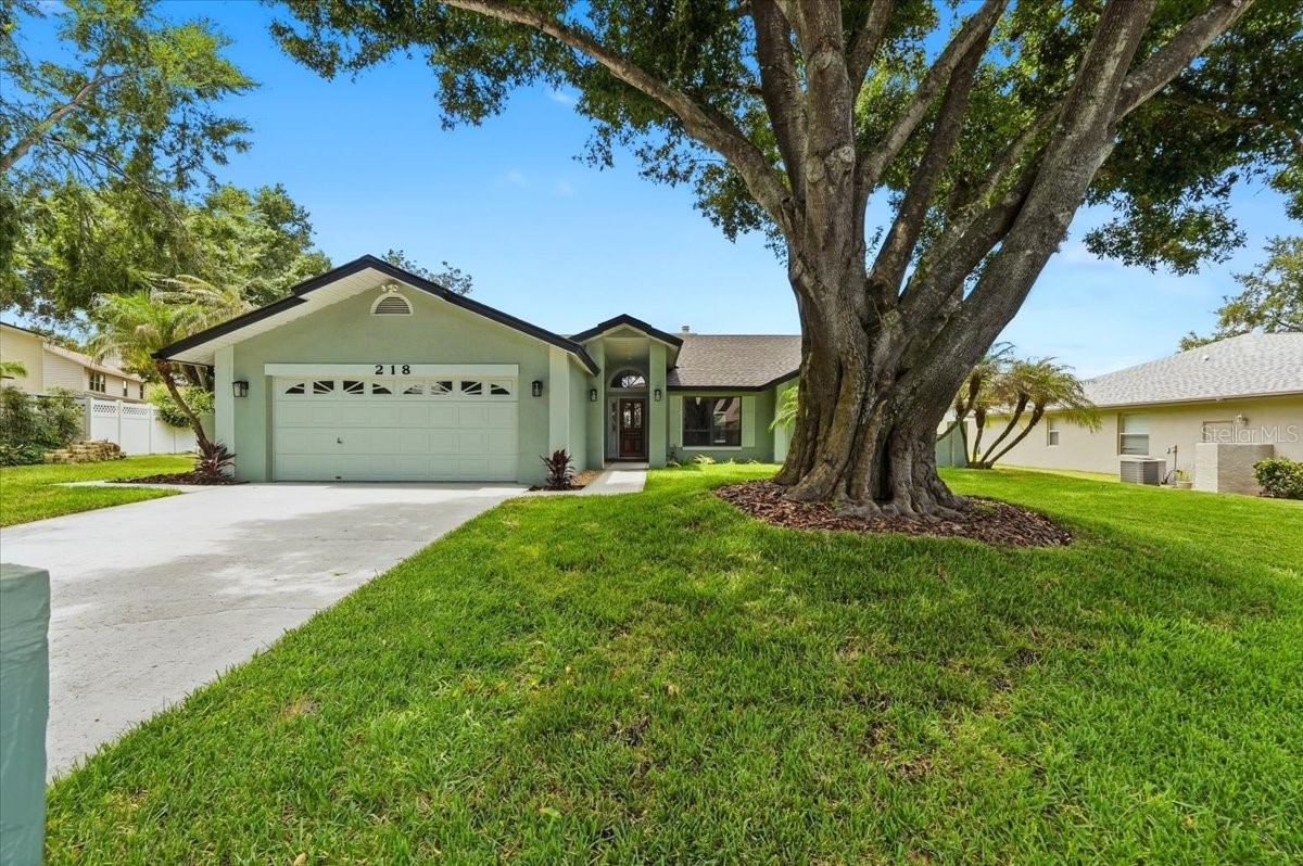218 HARTRIDGE HILLS DRIVE