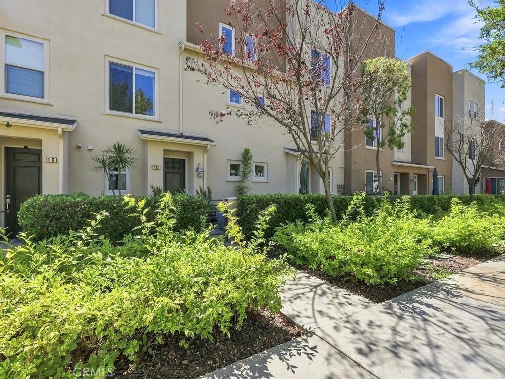 5440 Pacific Terrace 105