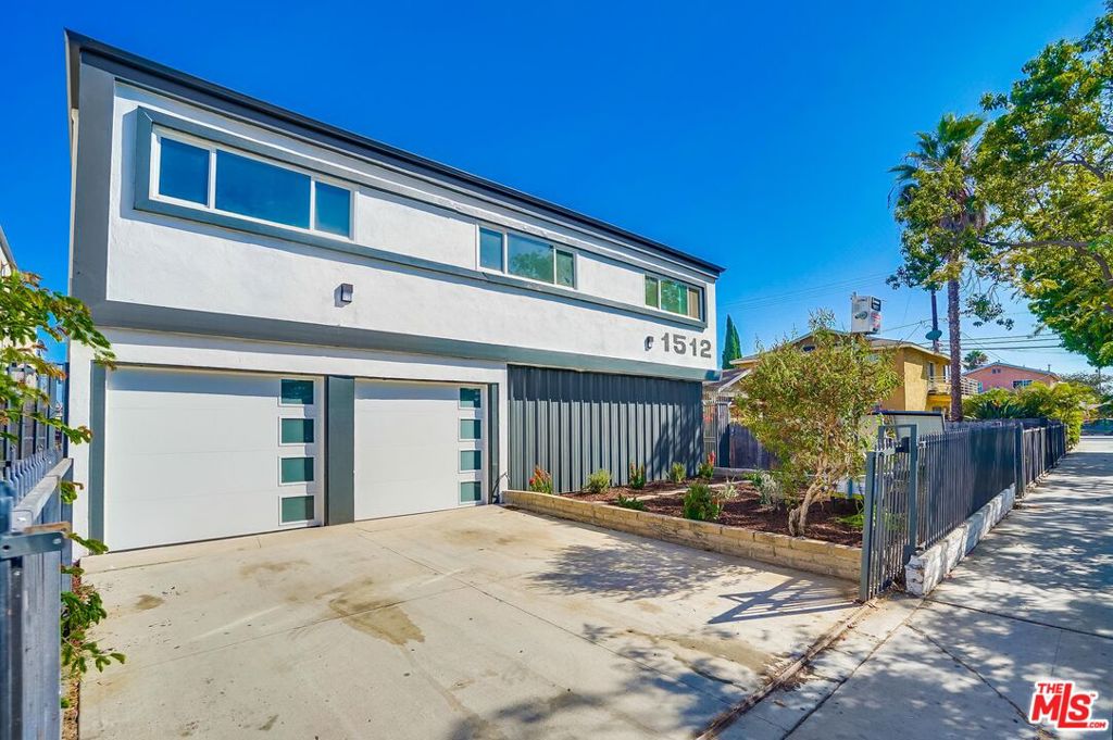 1512 Sherman Place