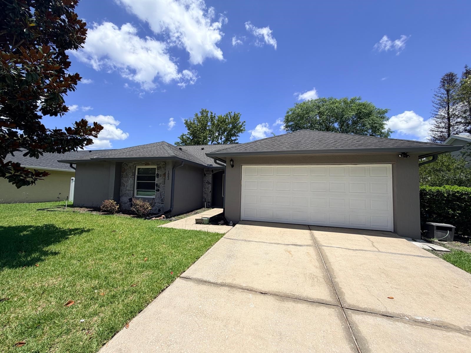 1083 BECKSTROM DR, Oviedo, FL, 32765 — assumable VA mortgage at 2.71%