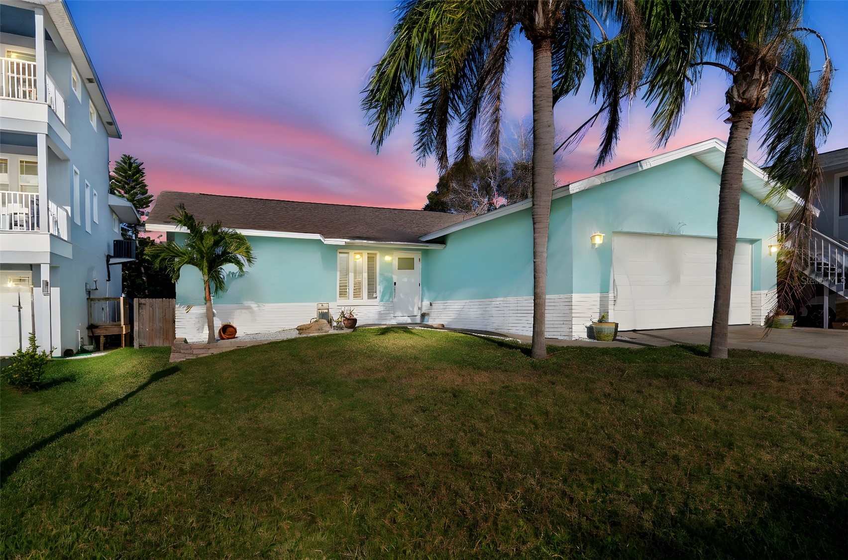 216 176TH Avenue, Redington Shores, FL, 33708 — assumable FHA mortgage at 3.21%