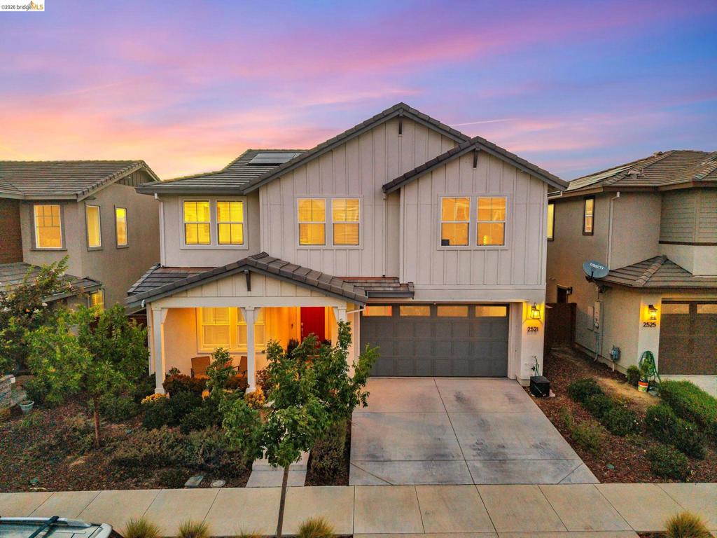 2521 Elan Pl