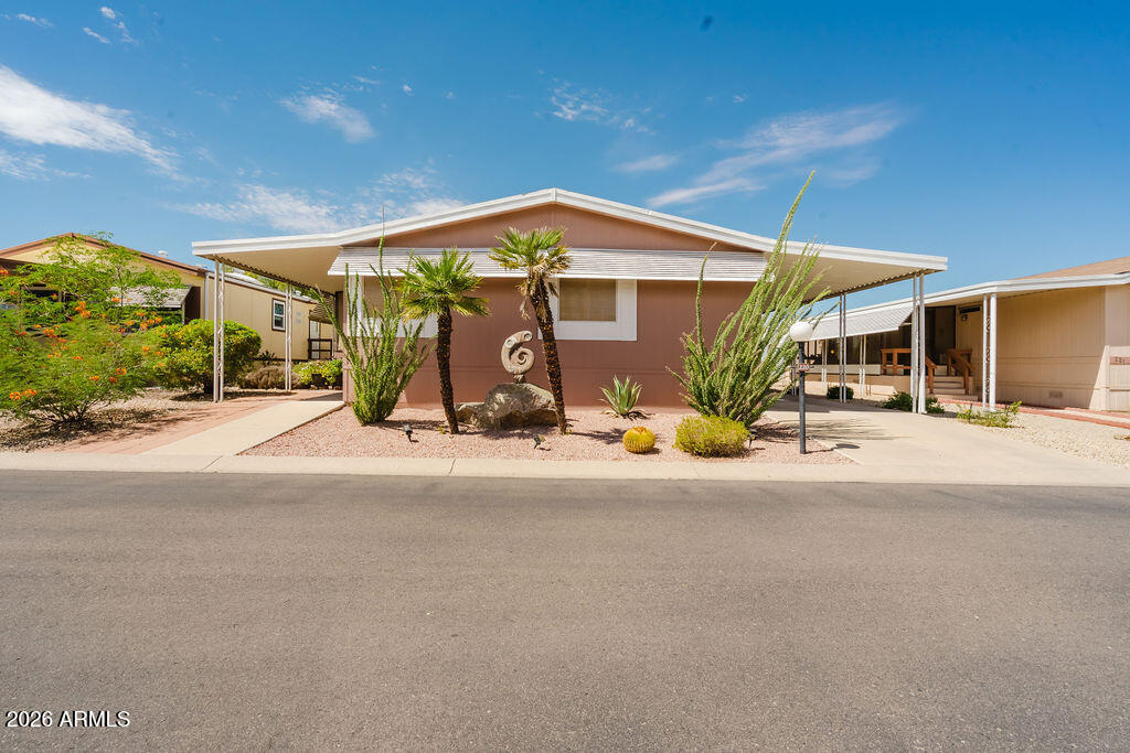 2233 E Behrend Drive 220, Phoenix, AZ 85024