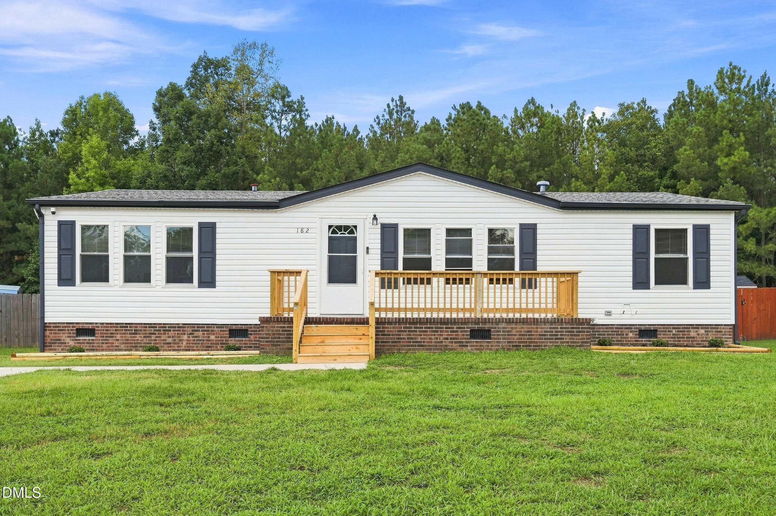 182 Wendover Lane, Roanoke Rapids, NC 27870