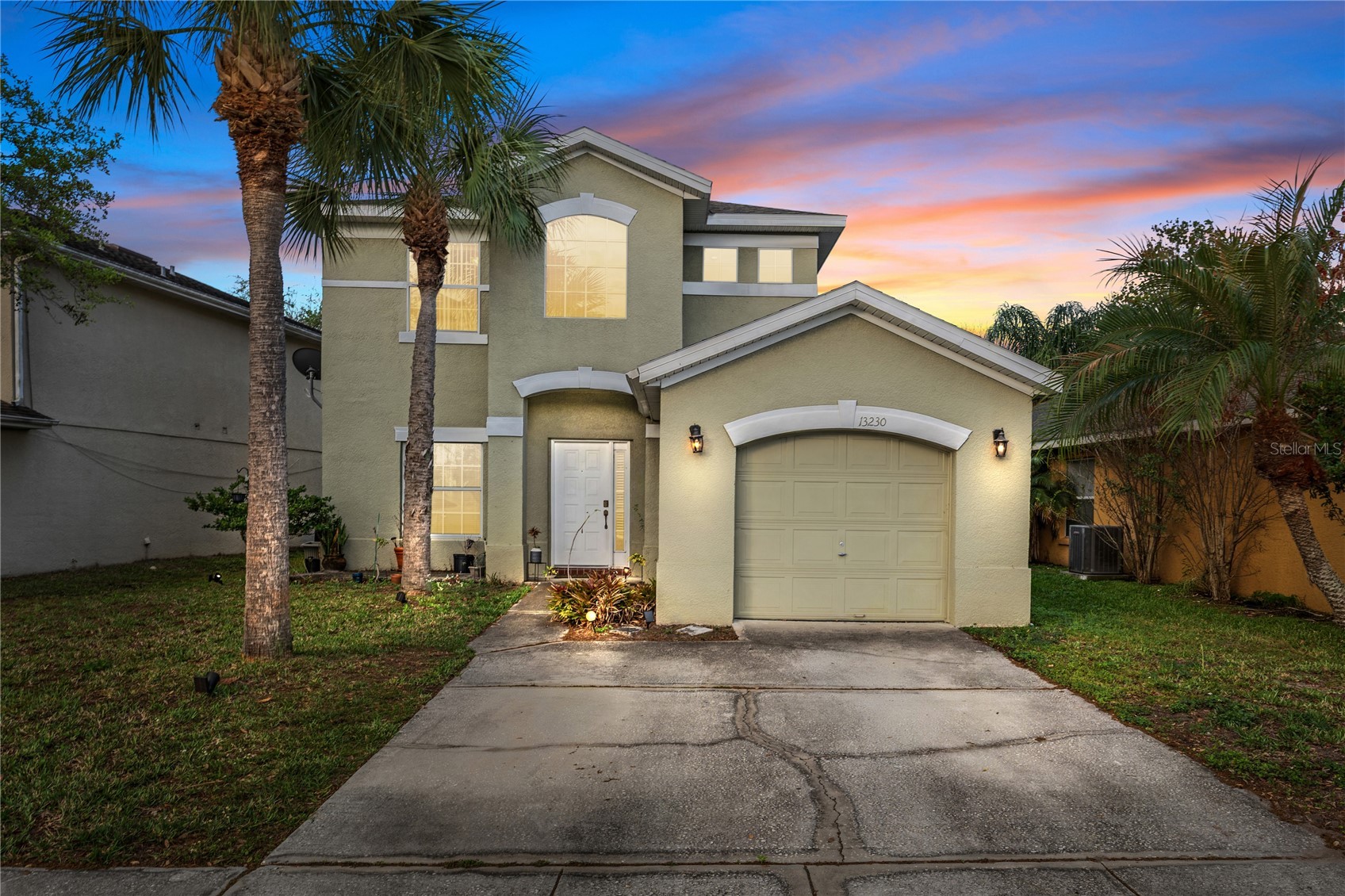 13230 MEADOWFIELD DR, Orlando, FL, 32824 — assumable FHA mortgage at 3.75%