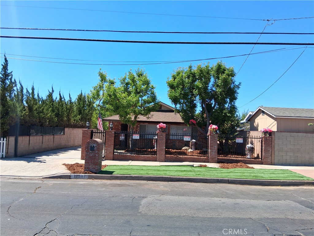 12587 Bradley Avenue