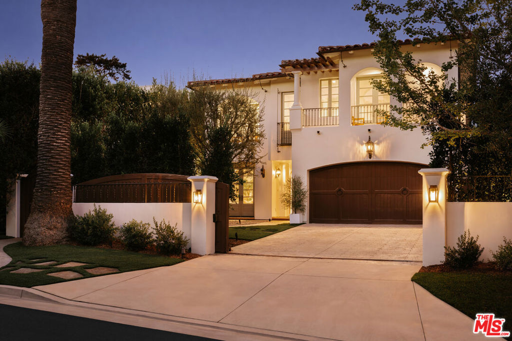 120 S Anita Avenue