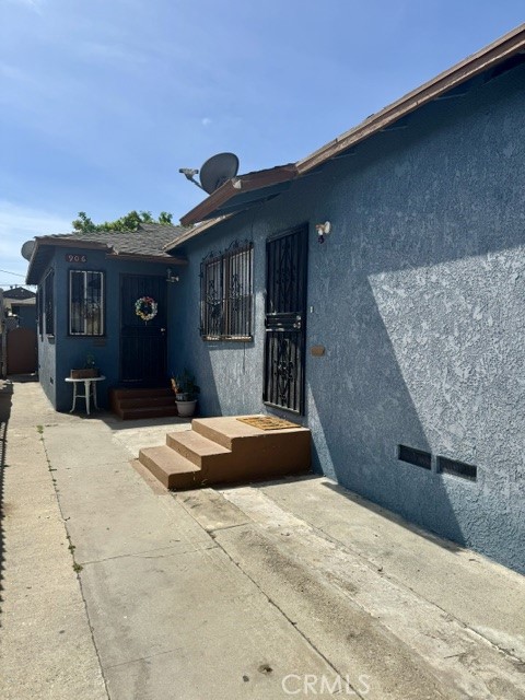 904 E Stockton