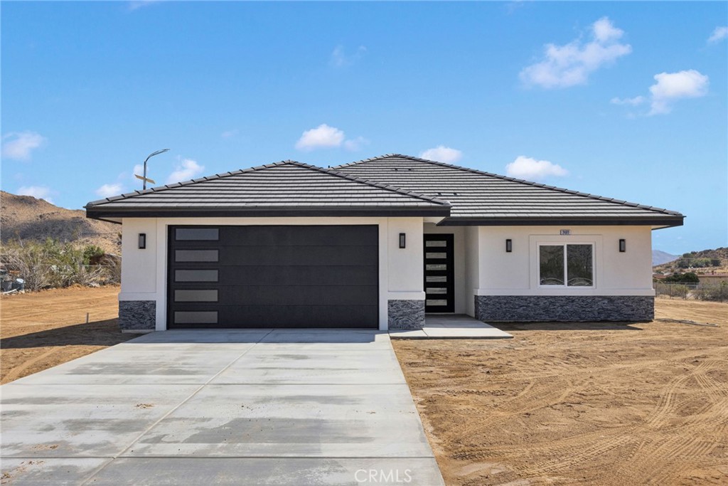 24911 VIA VISTA RD