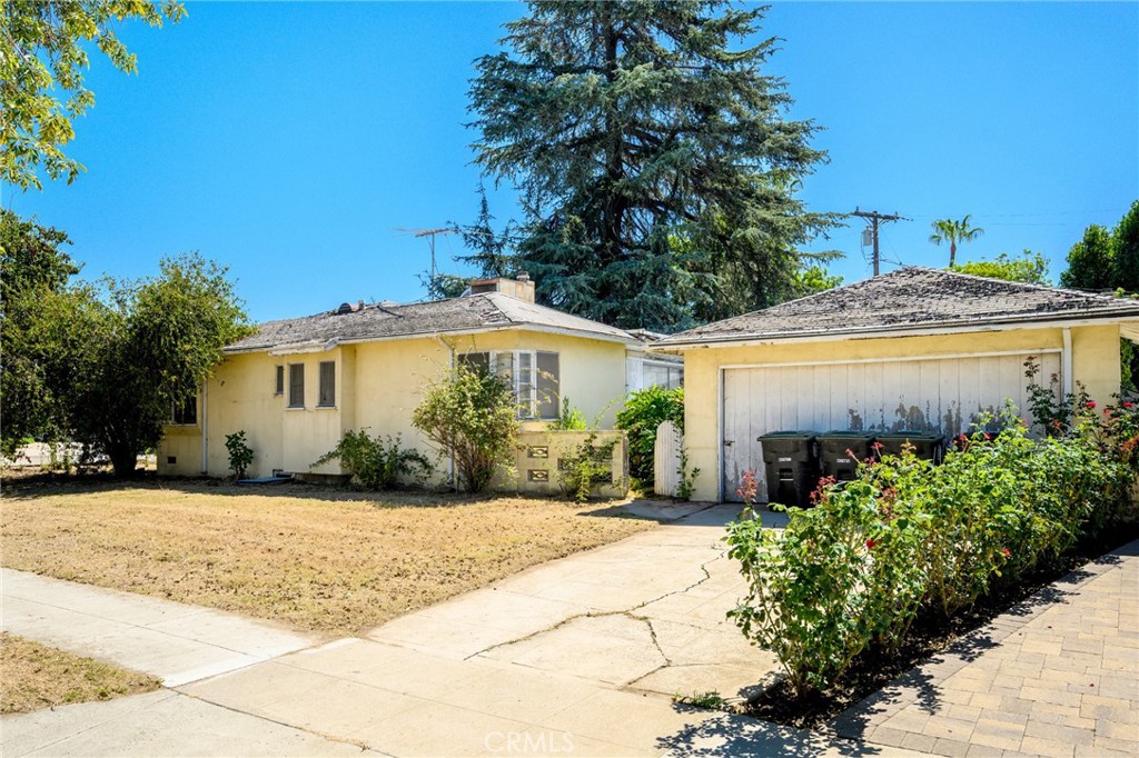 821 Kellogg Avenue