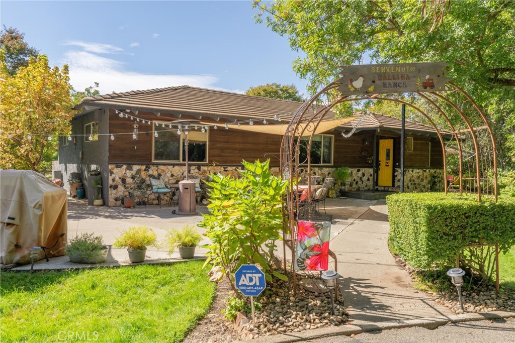 2164 Oak Way