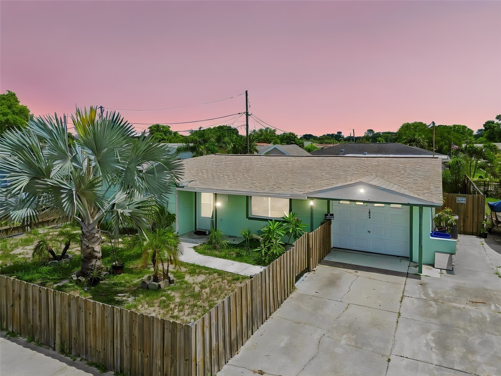 1056 TAMARAC Drive, Holiday, FL, 34690 — assumable FHA mortgage at 7.19%