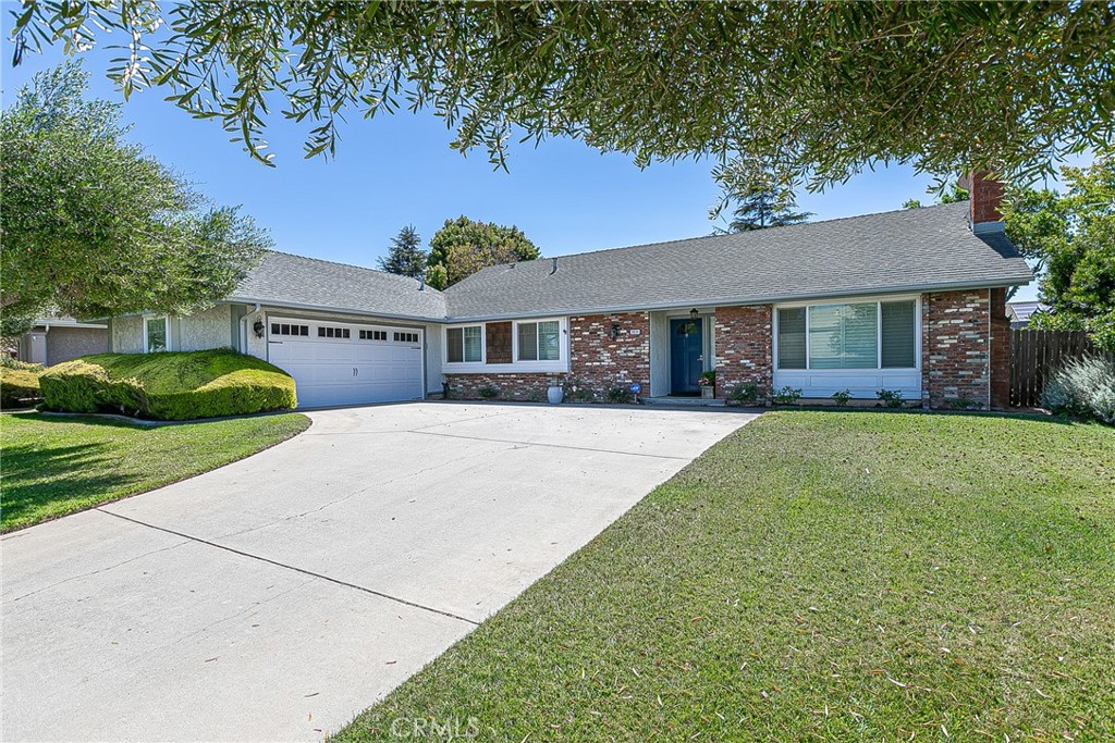 1414 Oak Knoll