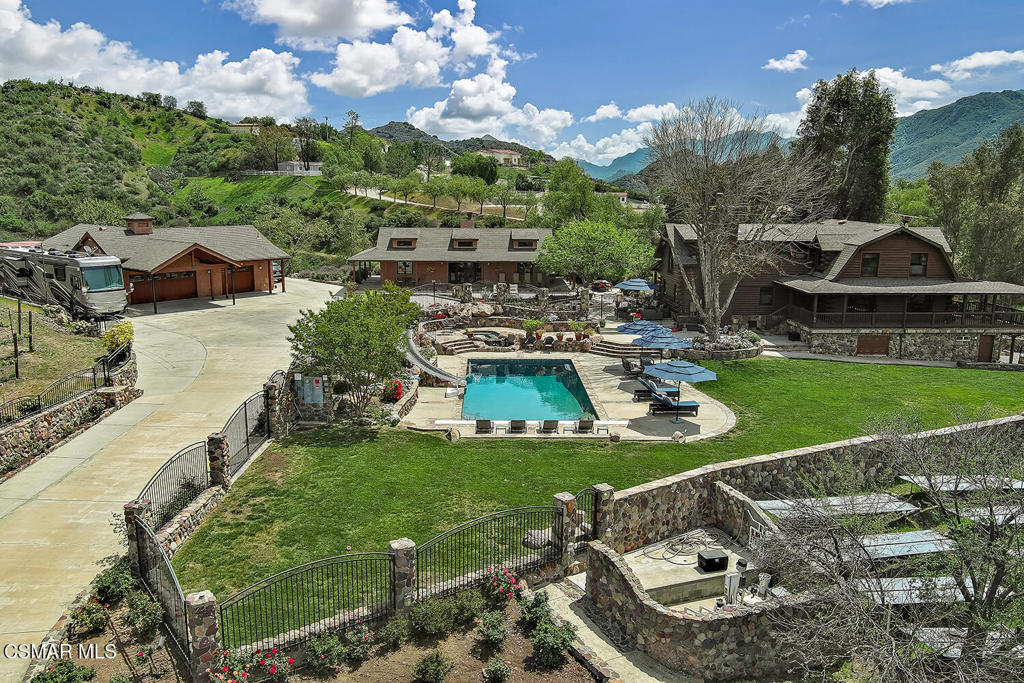 3030 Triunfo Canyon Road