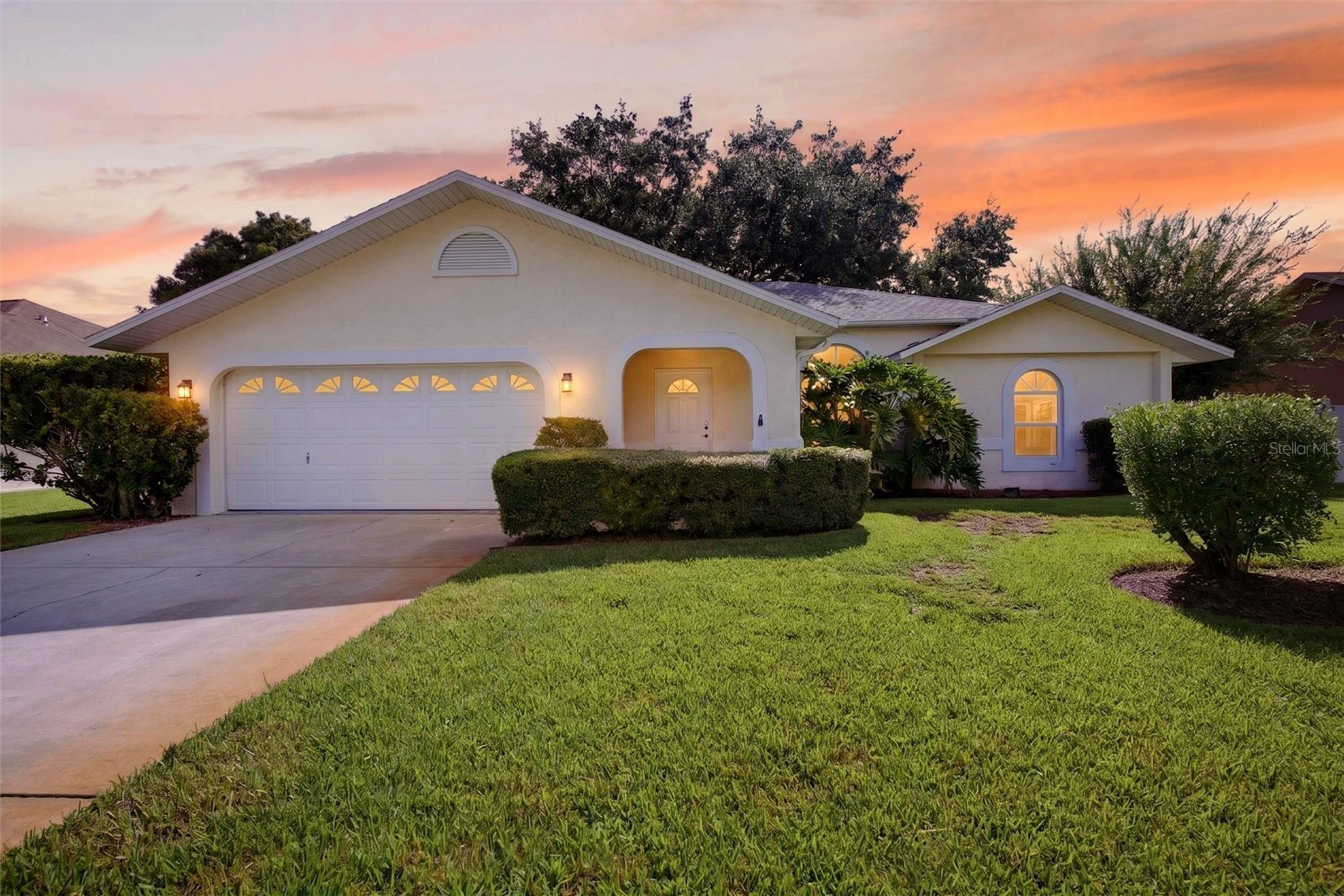 9 CHINA MOON Drive, Ormond Beach, FL, 32174 — assumable VA mortgage at 4.32%