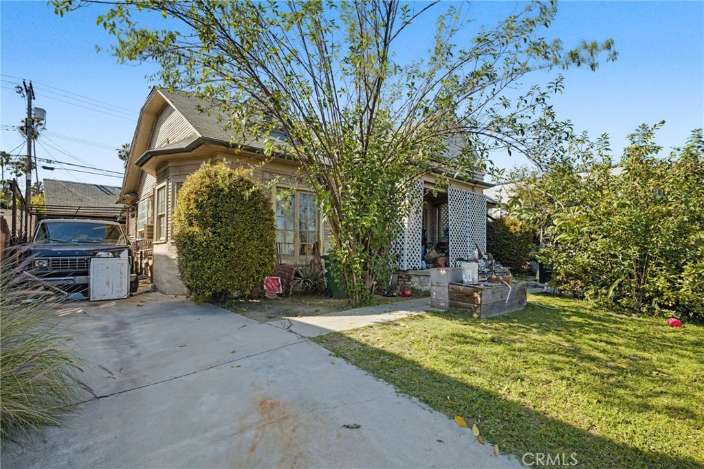 773 N Alexandria Avenue