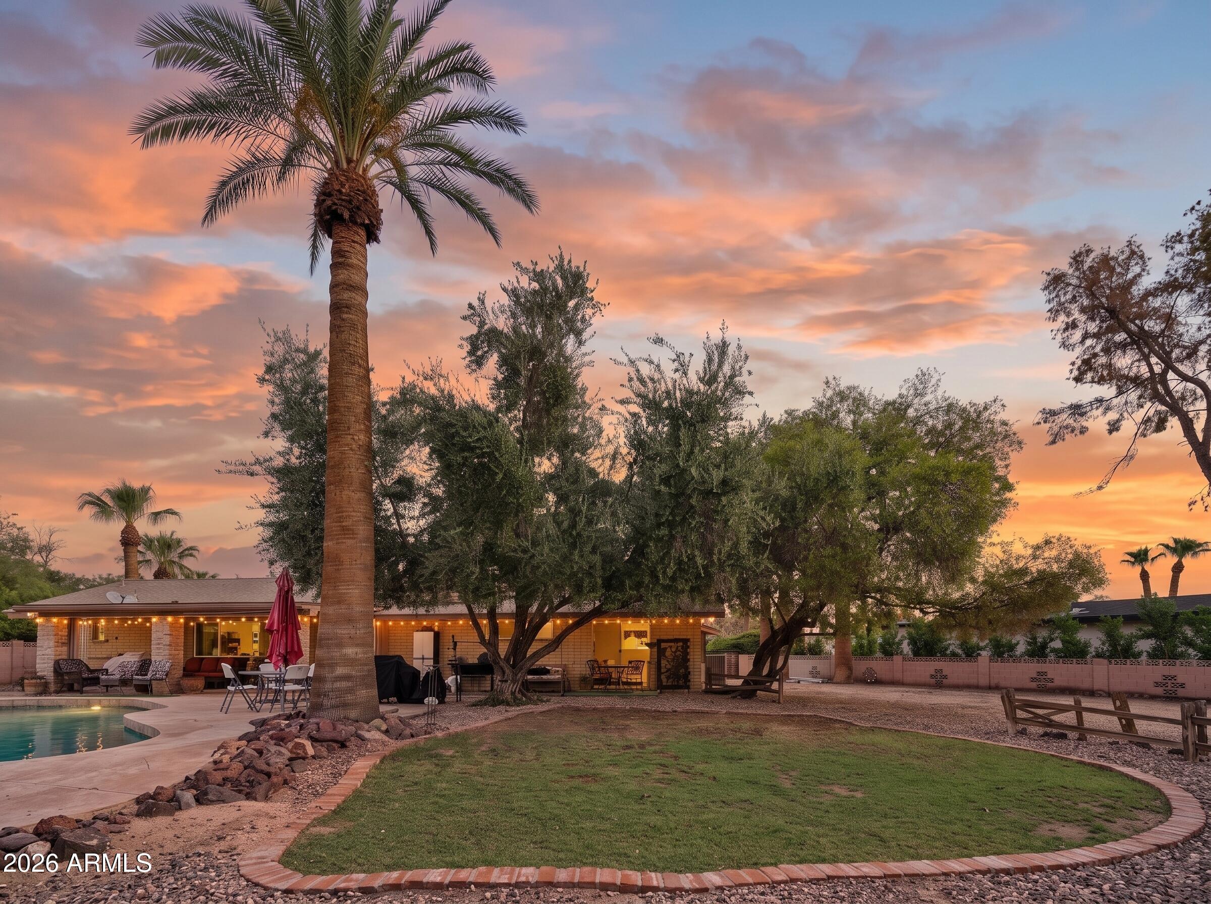 325 W ALEGRE Drive, Litchfield Park, AZ 85340
