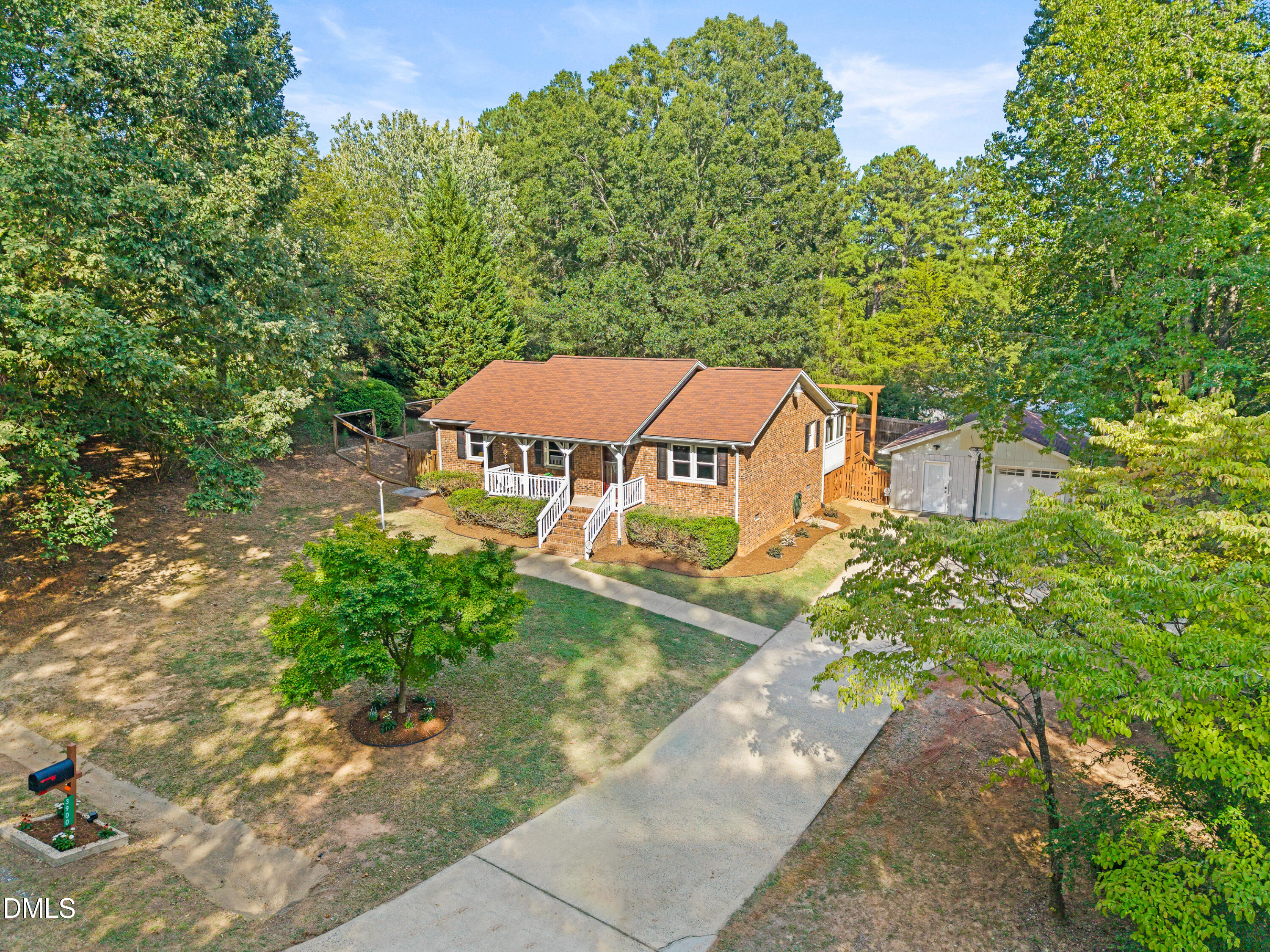 3900 University Station Road, Chapel Hill, NC 27514