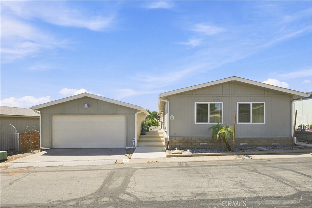 3800 W WILSON Street W 57
