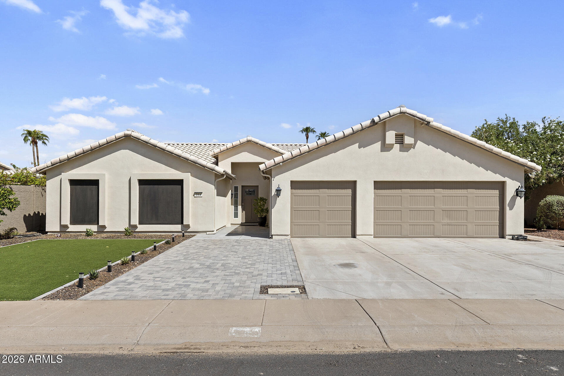 354 W AMOROSO Drive, Gilbert, AZ 85233